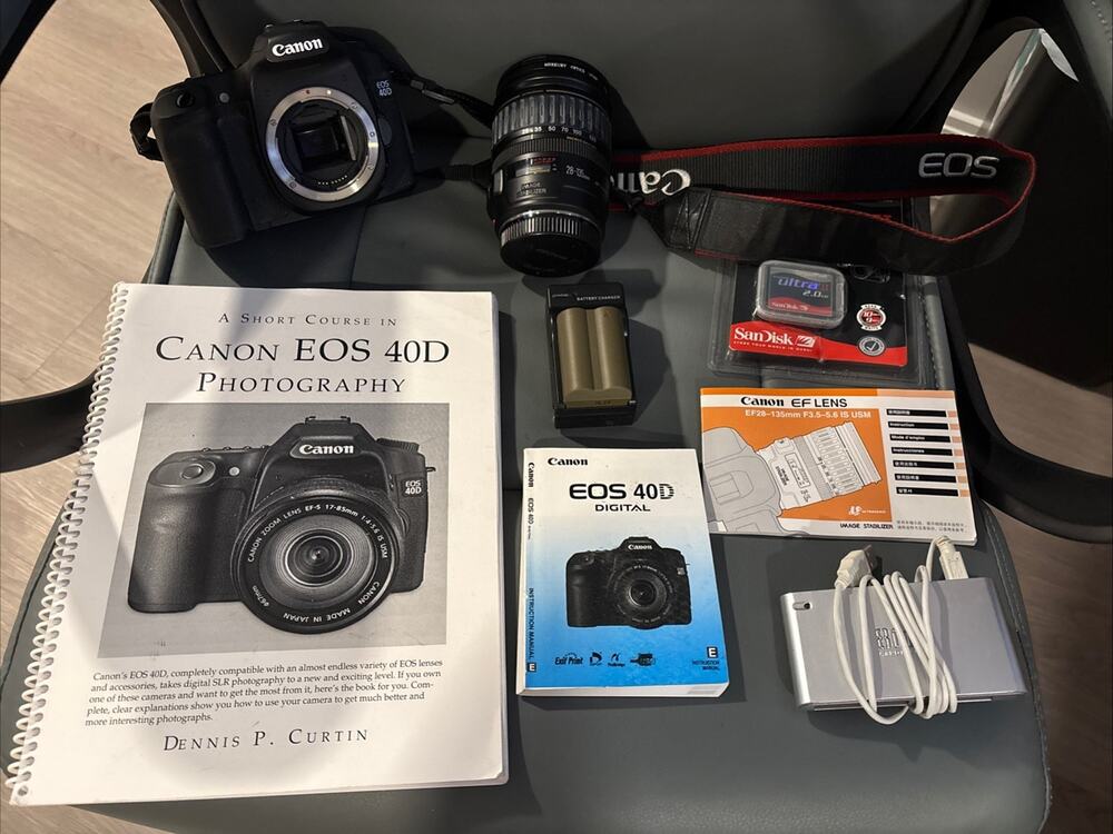 Canon EOS 40D DSLR w 0.5/1.6ft 28-135 Canon LENS, Case, 2 Batty & MORE!